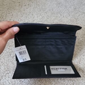 Kenneth Cole Reaction Black Wallet